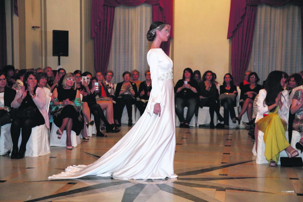 Desfile de Higinio Mateu en el Real Casino Antiguo de Castellón