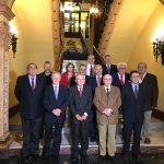 El Real Casino Antiguo distingue con su insignia de oro y diamantes a los socios que cumplen 50 años en la institución
